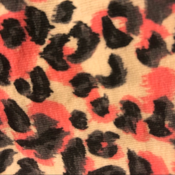 Animal Print Size 5 Leggings NWOT - Picture 5 of 5